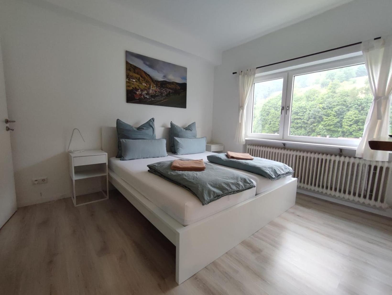 Bed and Breakfast Steepleview House Бад-Петерсталь-Грисбах Экстерьер фото